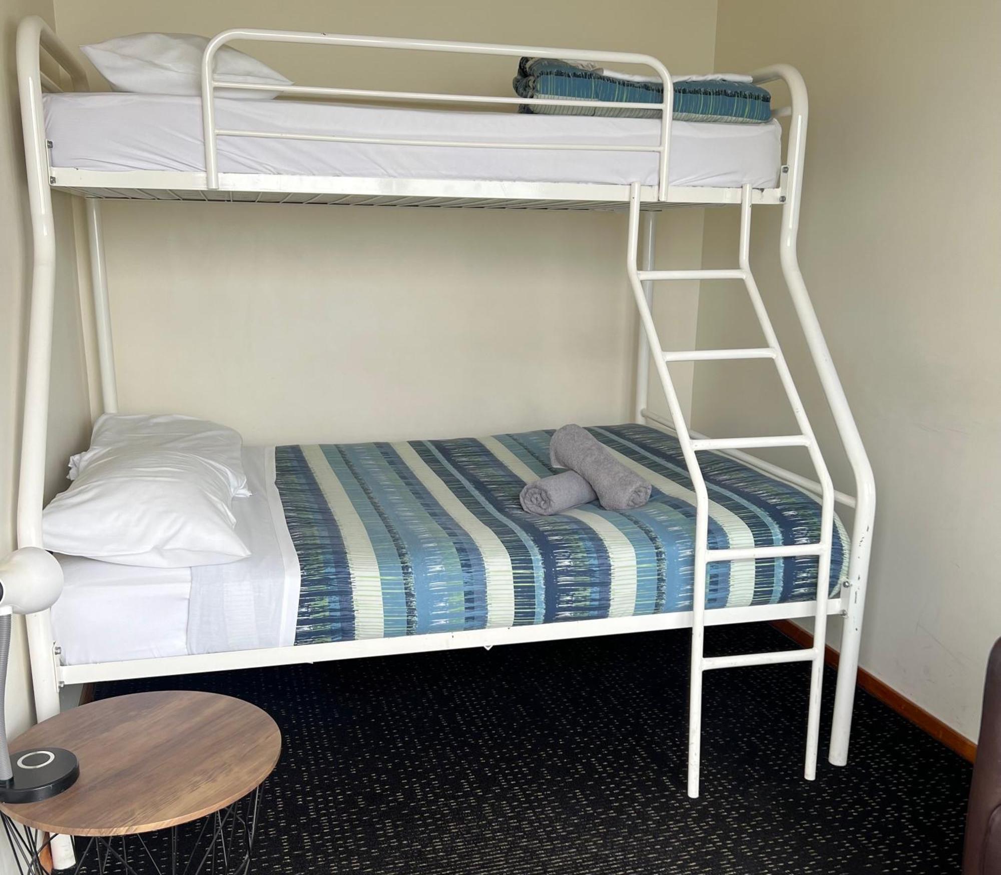 On Top Backpackers Dunedin Dış mekan fotoğraf