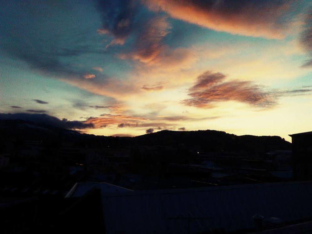 On Top Backpackers Dunedin Dış mekan fotoğraf