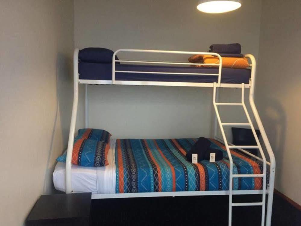 On Top Backpackers Dunedin Dış mekan fotoğraf